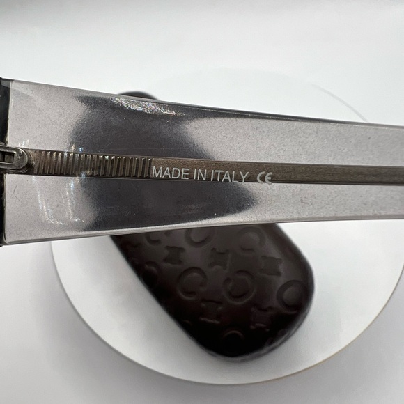 Celine EUC transparent grey sunglasses with branded case … - Picture 2 of 10